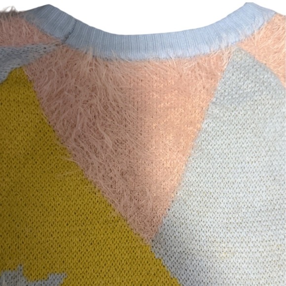 Colorful Abstract Pattern Sweater - Picture 7 of 11